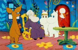   - 2 / Delightful Moomin Family: Adventure Diary