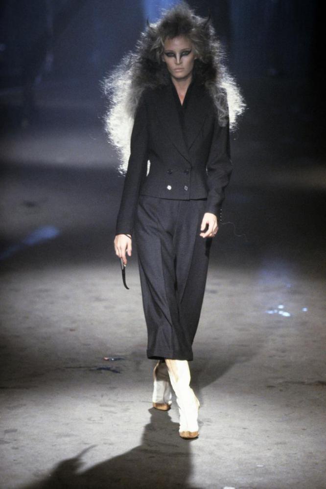Alexander McQueen: / 1997,  - It's A Jungle Out There (1997,  )
