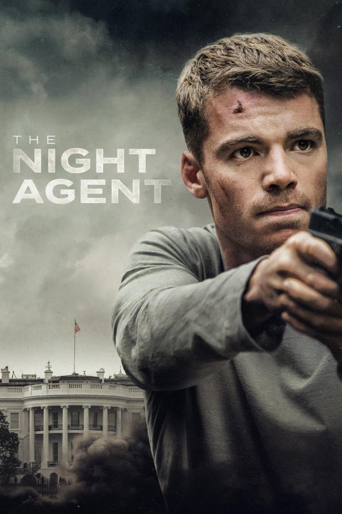 Ночной агент (2023, постер фильма)