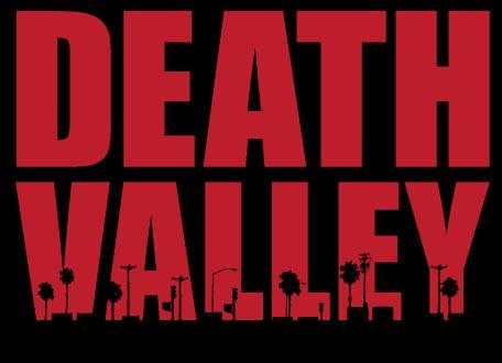 Долина смерти (2011, постер фильма)