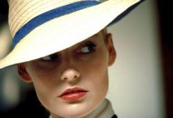 Эротикалық сиқыршы суреті