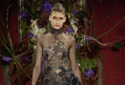 Givenchy: ������� ���� �����/���� 2003, �����