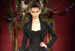 Givenchy: ������� ���� �����/���� 2003, �����