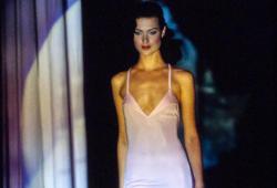 Versace: / 1995, 