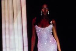 Versace: / 1995, 