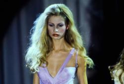 Versace: / 1995, 