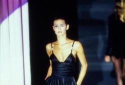 Versace: / 1995, 