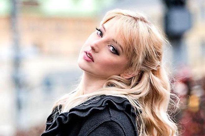 Yalangoch ayollar va erkaklar hammomda Jinsiy aloqa onlayn