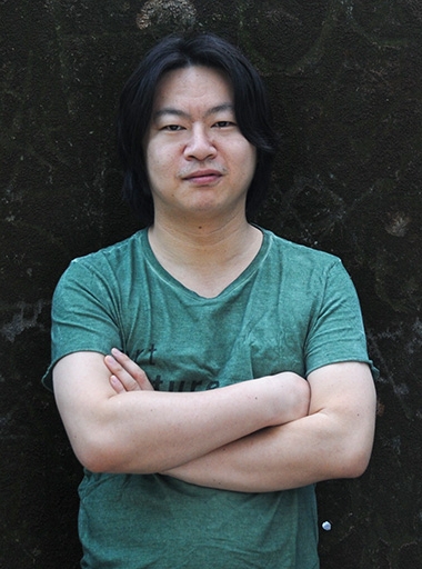 Идзуцу Акио