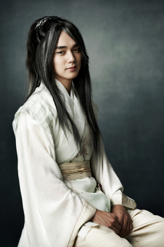 Ю Сын Хо (Yoo Seung-ho)