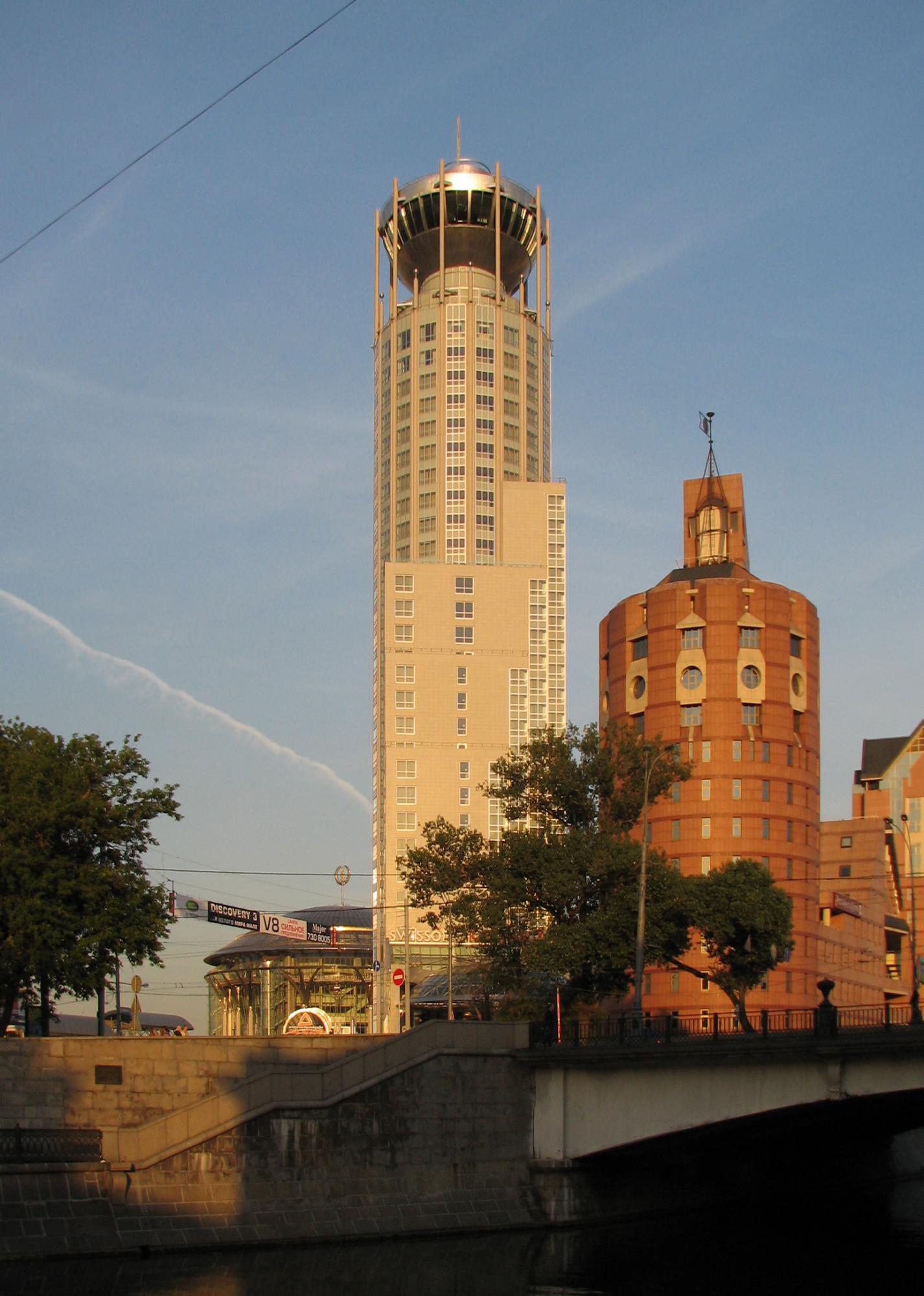 Гостиница «Свиссотель Красные Холмы», Москва (Swissotel Krasnye Holmy)